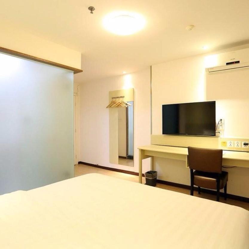 7Days Inn Changsha Wuyi Avenue Yunajialing Metro Station Екстер'єр фото
