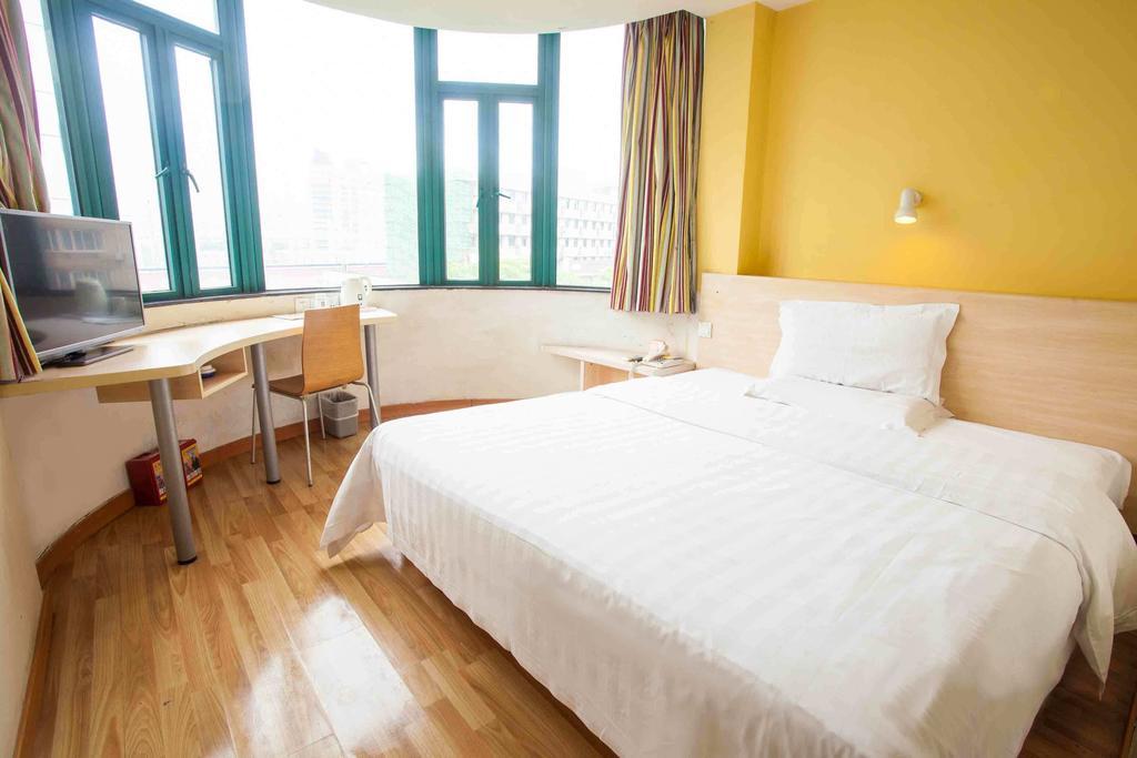 7Days Inn Changsha Wuyi Avenue Yunajialing Metro Station Екстер'єр фото